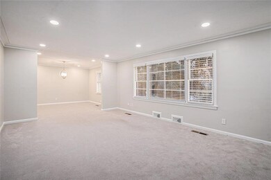 4090 Land O Lakes Dr NE, Atlanta, GA 30342 - photo 7