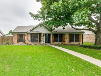 1304 Sheppard Ln, Wylie, TX 75098 - photo 2