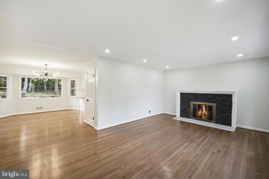 5813 Maple Terrace, Laurel, MD 20707 - photo 6