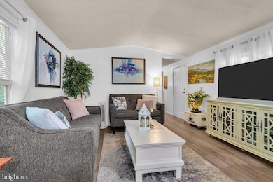 17 South Dr, Hightstown, NJ 08520 - photo 5