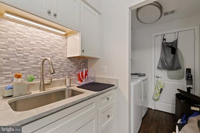 3727A Madison Ln, Falls Church, VA 22041 - photo 7