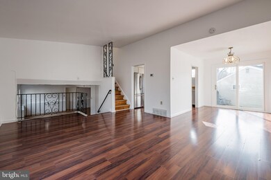 100 W Woodcrest Ave, Maple Shade, NJ 08052 - photo 5