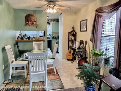 111 Azalea Cir unit 111, Jackson, NJ 08527 - photo 6