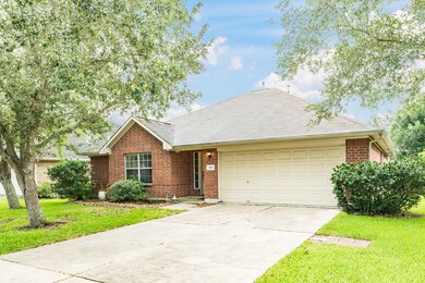 4112 Caneshaw Dr, Pearland, TX 77584 - photo 2