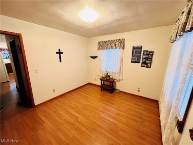 52 Arroyo Village Rd, New Cumberland, WV 26047 - photo 5