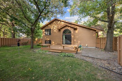 2002 High Dr, Sauk Rapids, MN 56379 - photo 3