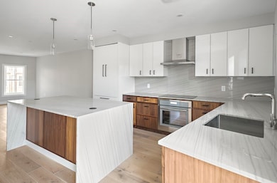 471 Hanover St unit 1, Boston, MA 02113 - photo 3