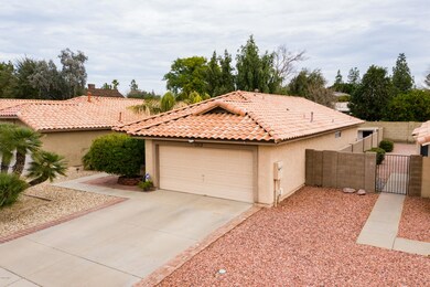 Front View Low Maint. Front Yard