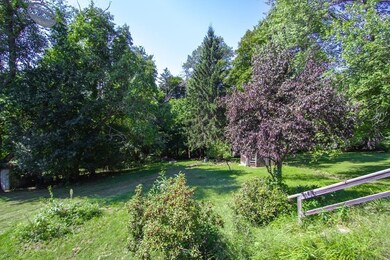 106 Adrian Ave, West Springfield, MA 01089 - photo 6