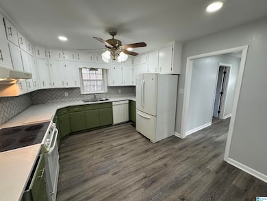 33412 Alabama 79, Cleveland, AL 35049 - photo 2