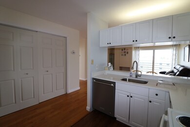 The Montclair Condominiums unit 617, Quincy, MA 02171 - photo 6