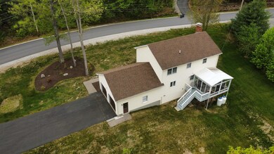 14 Cindy Dr, Hooksett, NH 03106 - photo 2