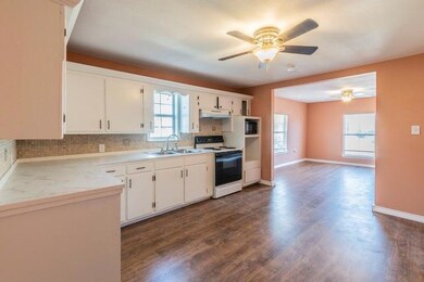 1016 Rice St, Denison, TX 75020 - photo 6