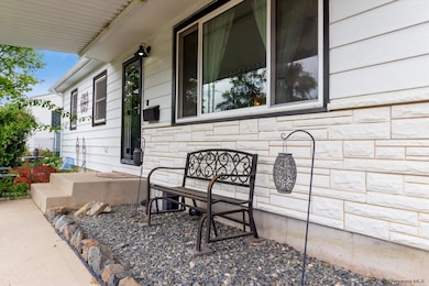 3428 E 11th St, Cheyenne, WY 82001 - photo 2