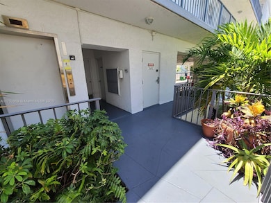 Outdoor lobby