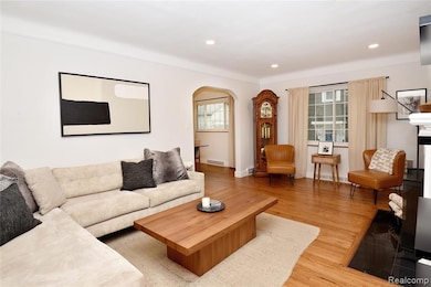 800 Maplegrove Ave, Royal Oak, MI 48067 - photo 6