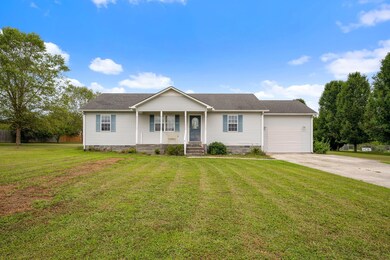 This ranch style home offers a neat entrance and paved driveway! 71 Rebecca Drive Manchester, TN 37355