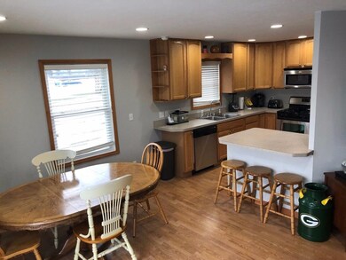 554 E 300 N, La Porte, IN 46350 - photo 4