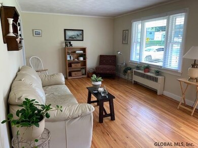 33 Snyders Lake Rd, Wynantskill, NY 12198 - photo 3