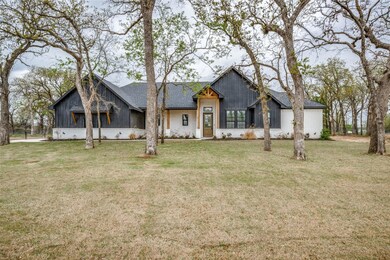 172 Clayton Crossing, Springtown, TX 76082 - photo 2