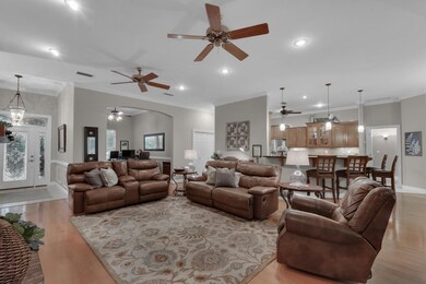 4243 Cougar Cir_20210415_035