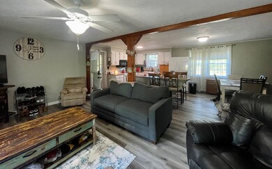 2422 Liberty Expy SE, Albany, GA 31705 - photo 7