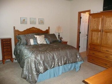 1339 Golden Eagle Ln, Bismarck, ND 58503 - photo 6