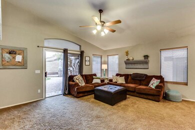 3040 E Millbrae Ln, Gilbert, AZ 85234 - photo 5