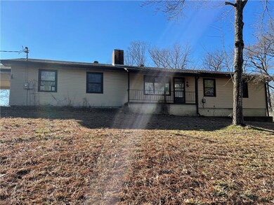 New roof, gutters and screens Feb 2022