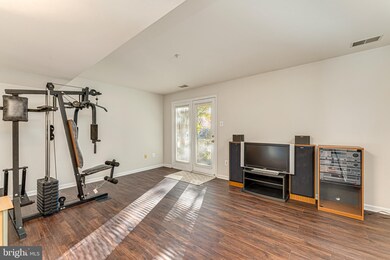 5313 Butler Ct, Columbia, MD 21044 - photo 4