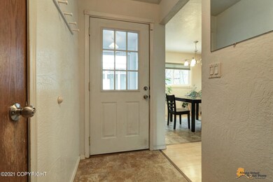 3116 Tayshee Cir, Anchorage, AK 99504 - photo 5