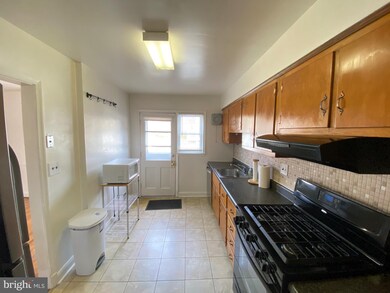 26 Wilfred Ct, Towson, MD 21204 - photo 6