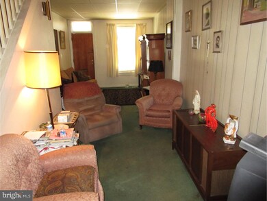 420 Locust St, Reading, PA 19604 - photo 2