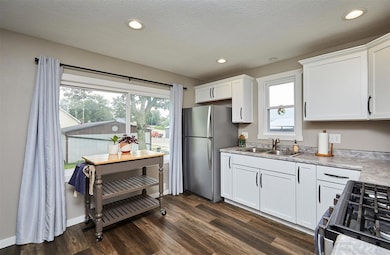 66 E High St, Winterset, IA 50273 - photo 6