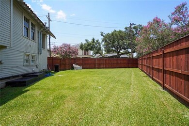 Shared Side Yard