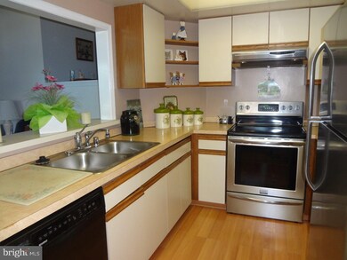 4607 Birch Cir, Wilmington, DE 19808 - photo 6