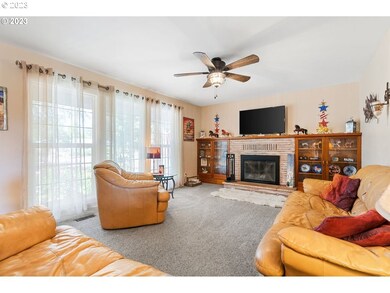 747 NW Evans St, Sheridan, OR 97378 - photo 7