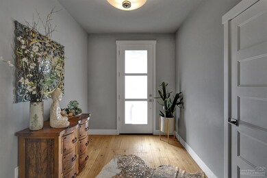 3634 SW 47th St, Redmond, OR 97756 - photo 2