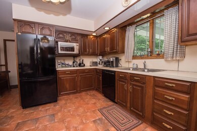 1177 Broadview Dr, Jim Thorpe, PA 18229 - photo 2