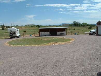 26200 N Catalina St, Paulden, AZ 86334 - photo 7