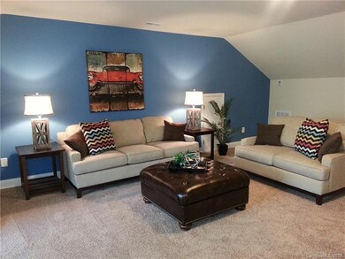 201 Hunters Hill Dr unit 18, Statesville, NC 28677 - photo 2