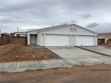 915 E Berk Ave, Kingman, AZ 86409 - photo 2