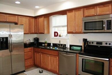 426 Winnacunnet Rd unit 5, Hampton, NH 03842 - photo 2