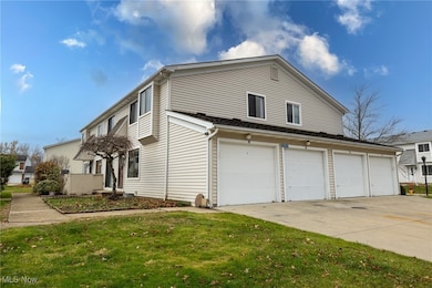 5520 Bretton Ct unit A, Willoughby, OH 44094 - photo 2