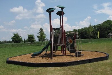 19405 W 201st St, Spring Hill, KS 66083 - photo 2