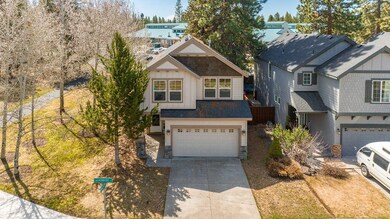 19585 Salmonberry Ct, Bend, OR 97702 - photo 2