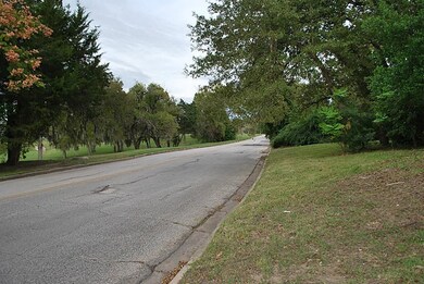 3932 S Macgregor Way, Houston, TX 77021 - photo 5