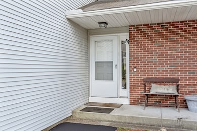 197 Chapman Place unit 197, Leominster, MA 01453 - photo 3