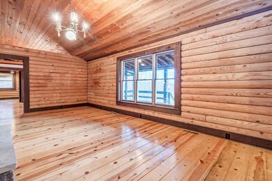 3-GreatRoom