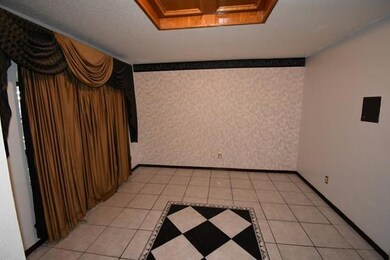 1125 W 5th St, Weslaco, TX 78596 - photo 7